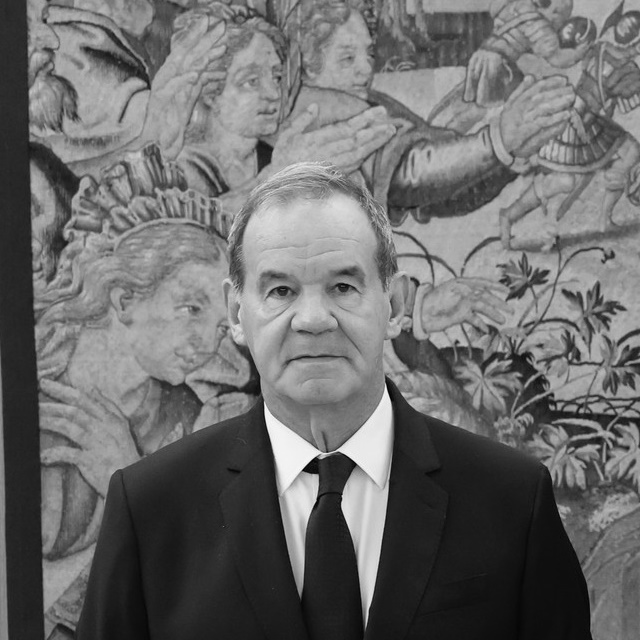  Sr. Andrés Allamand Zavala